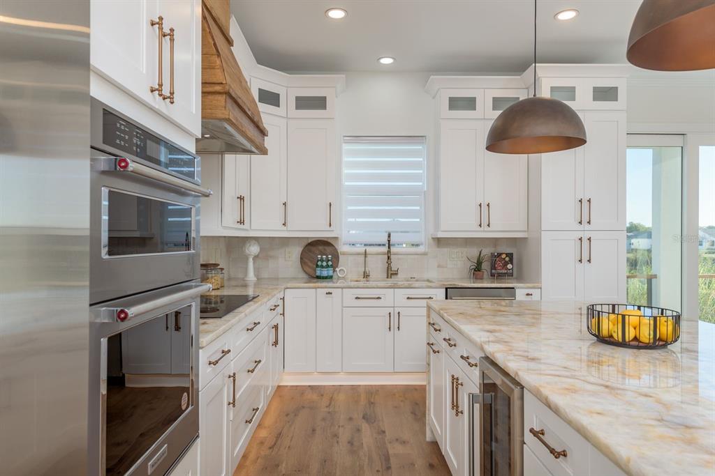 3426 Channelside Court Safety Harbor, FL 34695 - Photo 10 of 67