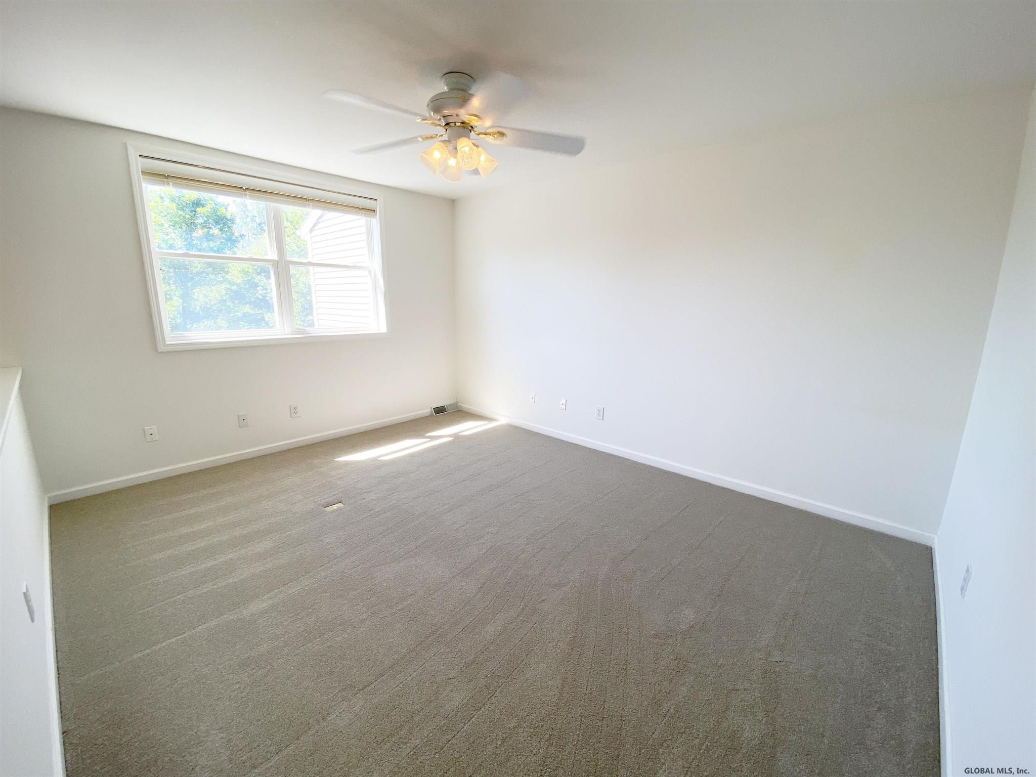 125 Harvard Road Colonie, NY 12189 - Photo 40 of 71 Photo 40