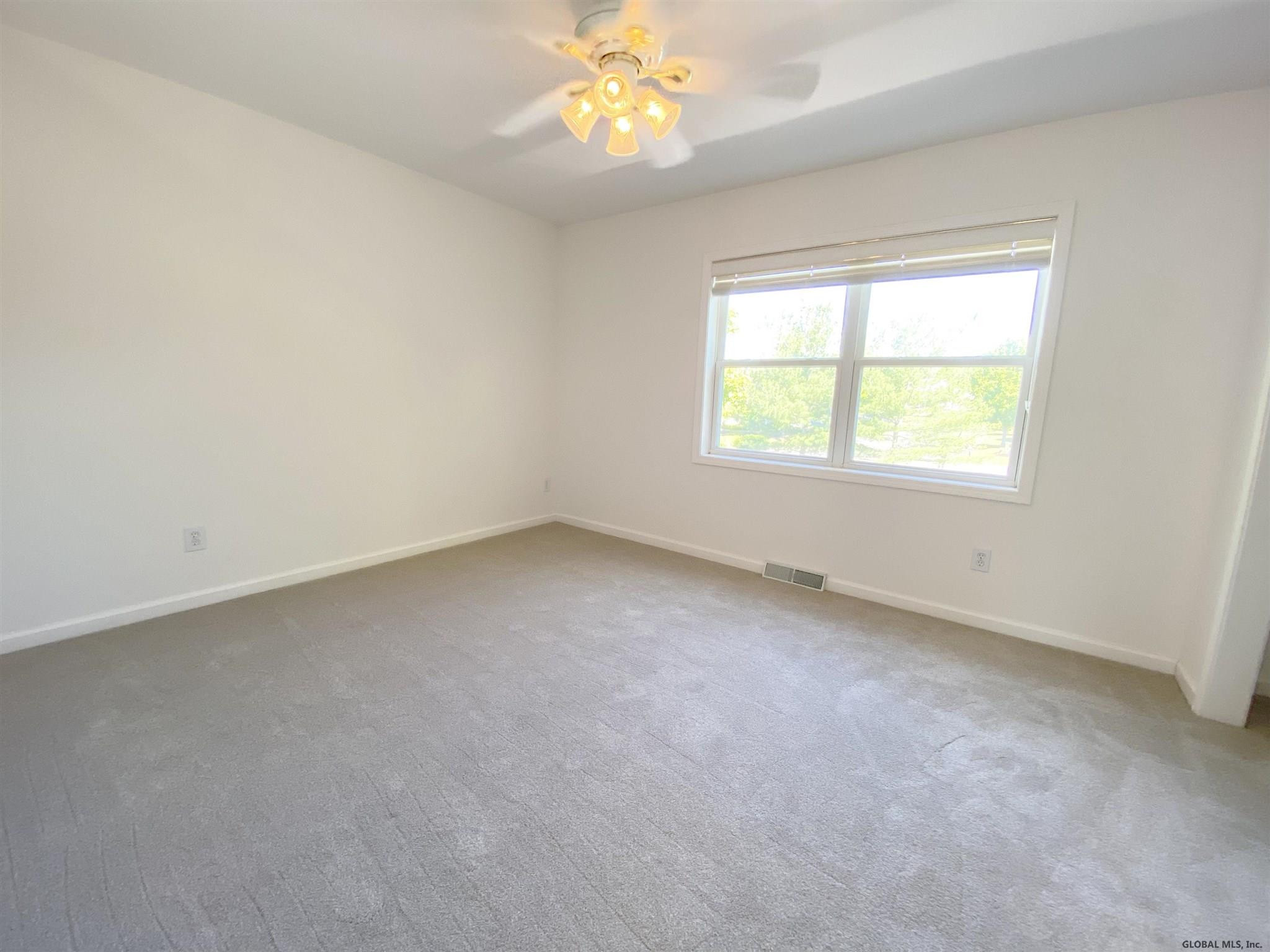 125 Harvard Road Colonie, NY 12189 - Photo 46 of 71 Photo 47