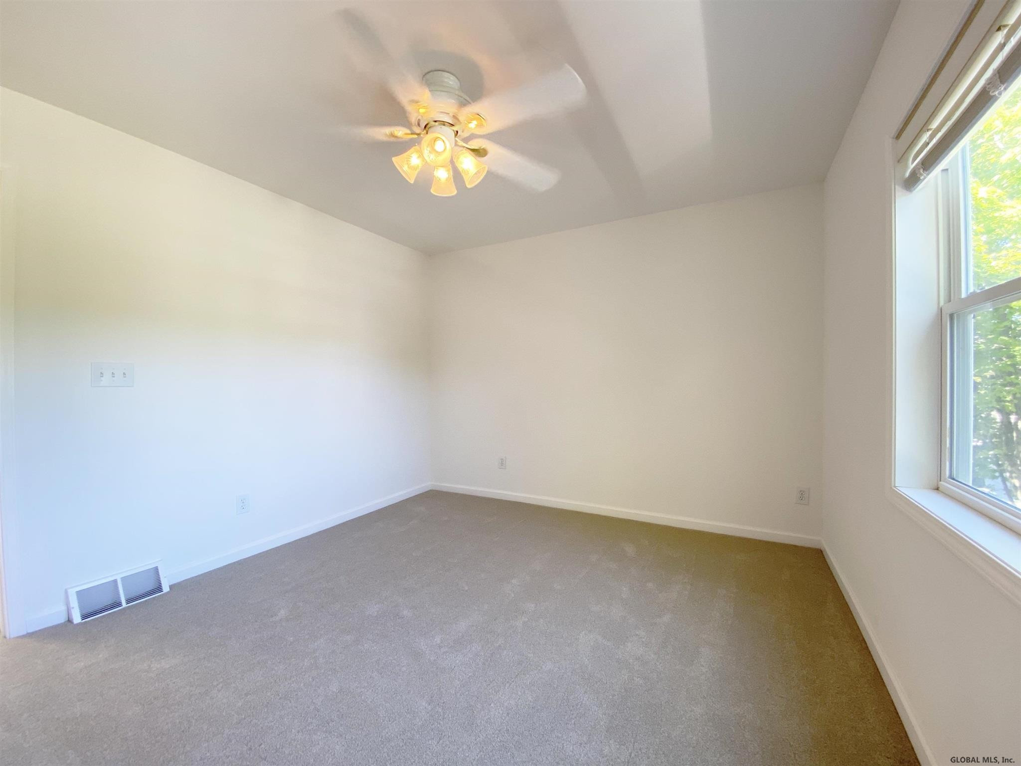 125 Harvard Road Colonie, NY 12189 - Photo 50 of 71 Photo 51