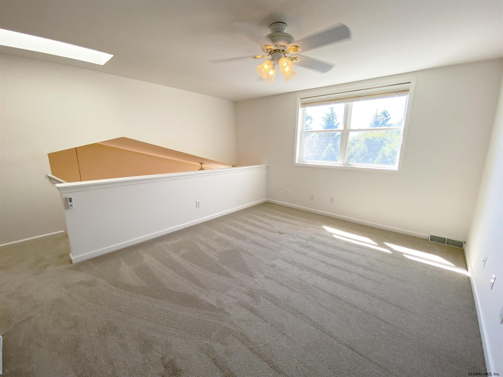 125 Harvard Road Colonie, NY 12189 - Photo 5 of 71 Photo 5