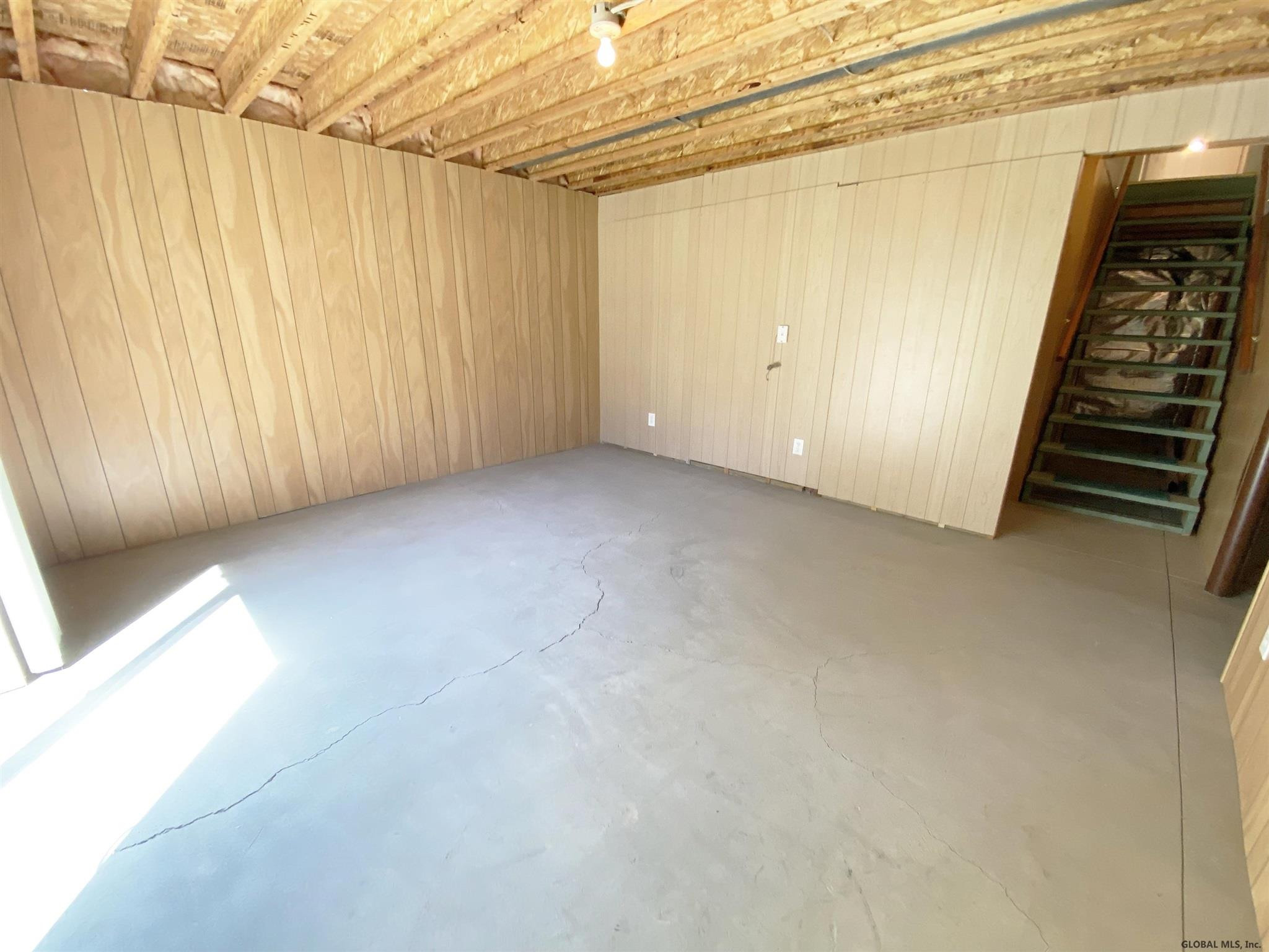 125 Harvard Road Colonie, NY 12189 - Photo 58 of 71 Photo 59