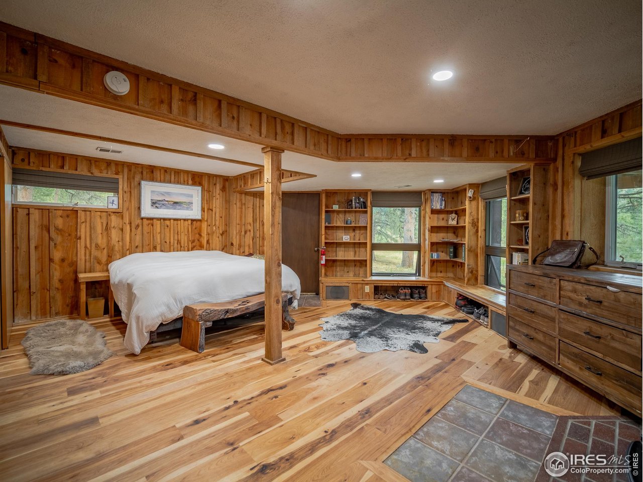 208 Wild Tiger Road Boulder, CO 80302 - Photo 17 of 42 primary suite