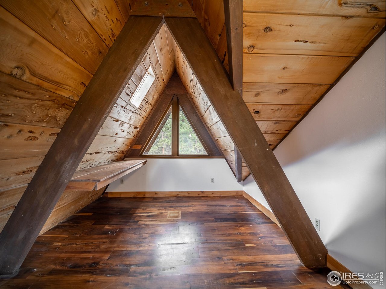 208 Wild Tiger Road Boulder, CO 80302 - Photo 34 of 42 Additional upper level