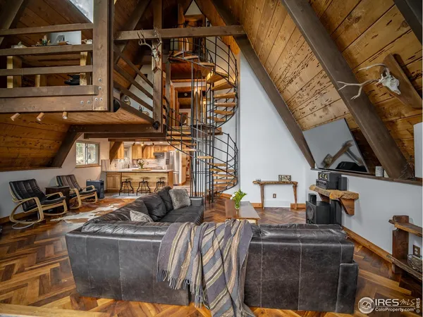$915,000 | 208 Wild Tiger Road, Boulder, CO 80302