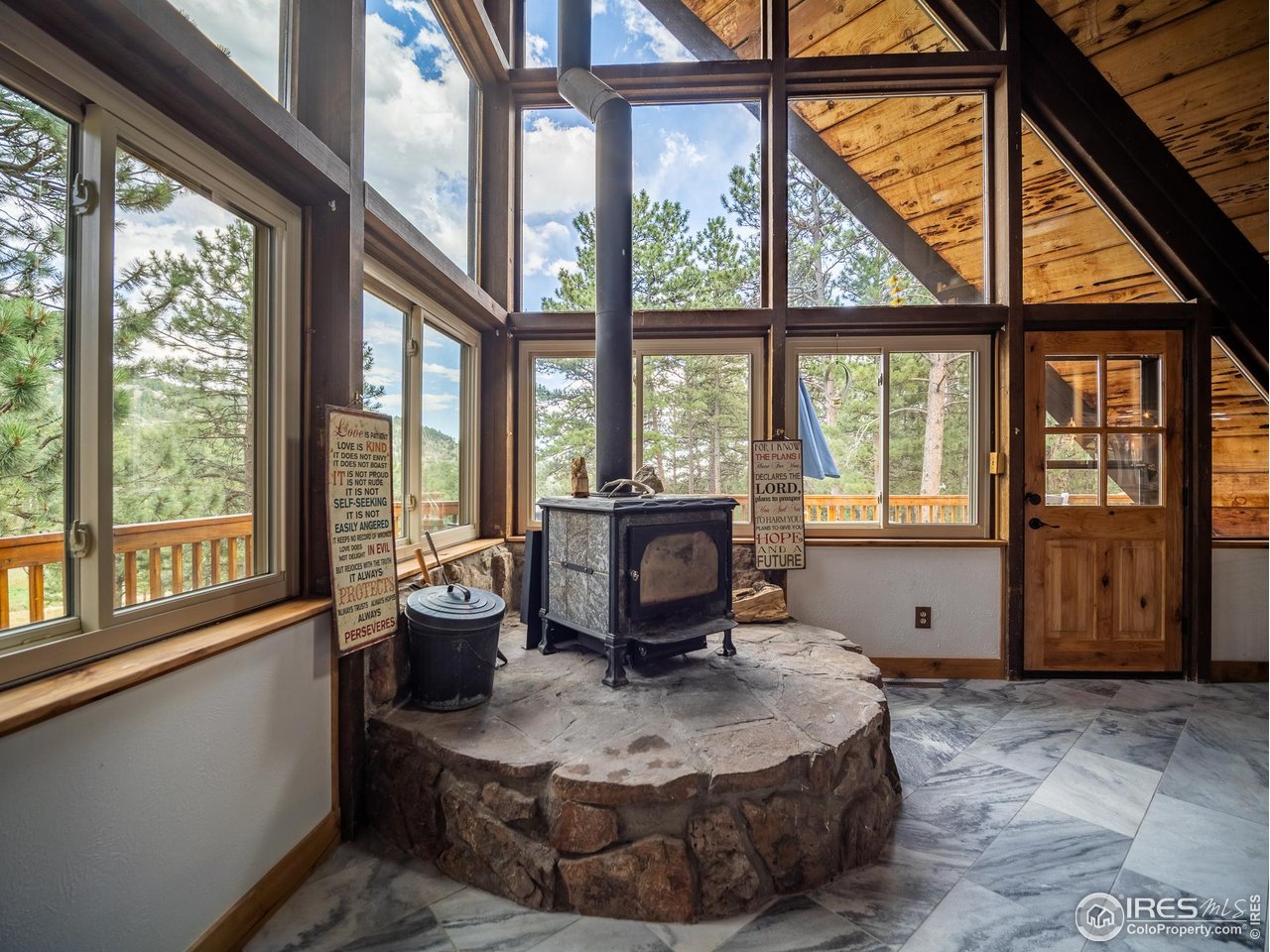 208 Wild Tiger Road Boulder, CO 80302 - Photo 8 of 42