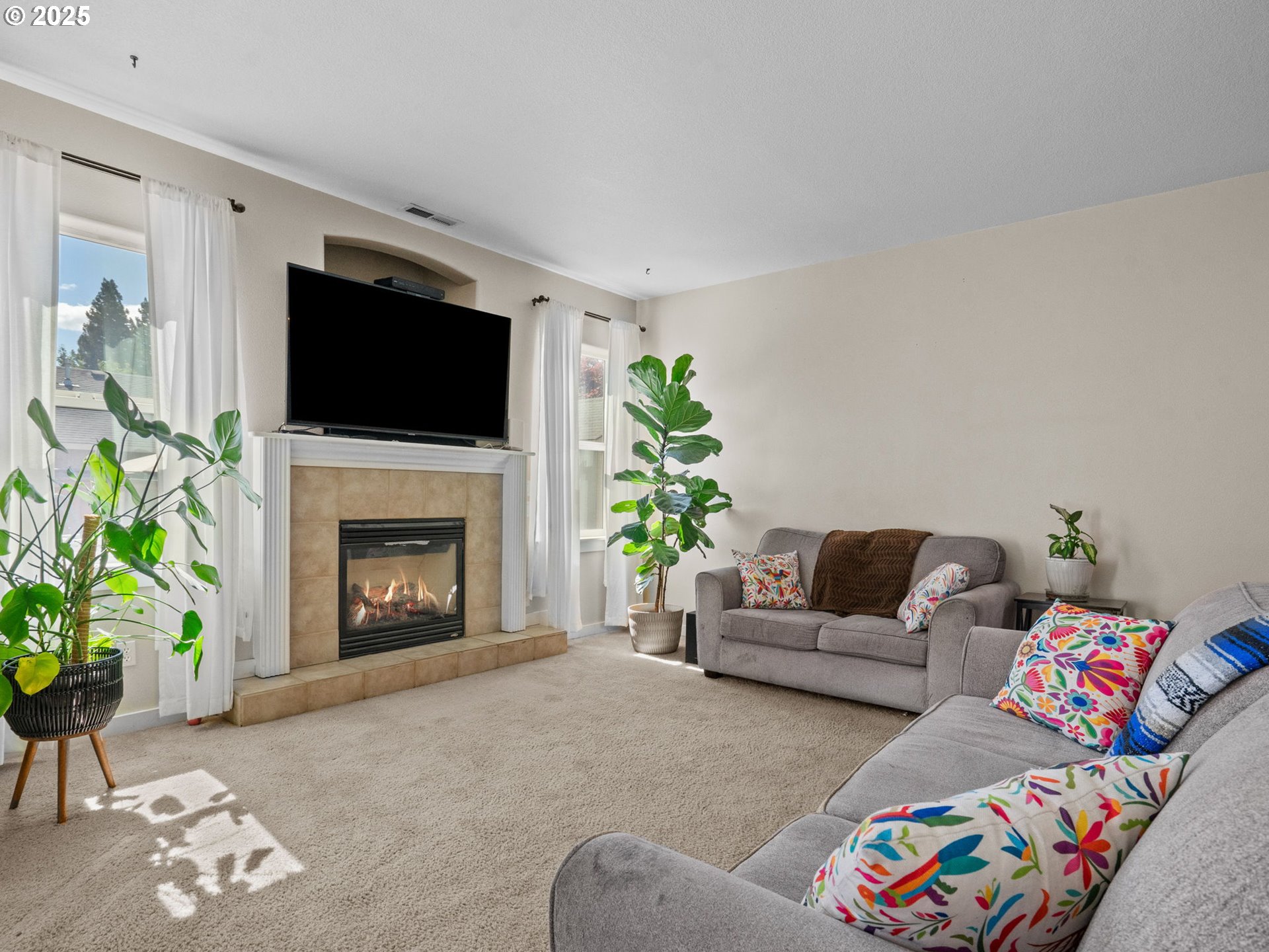 664 Montclair Drive Northeast Albany, OR 97322 - Photo 2 of 38