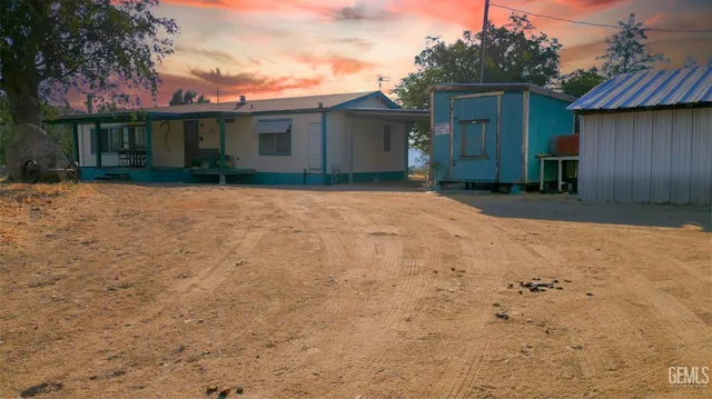 a backyard of a house
