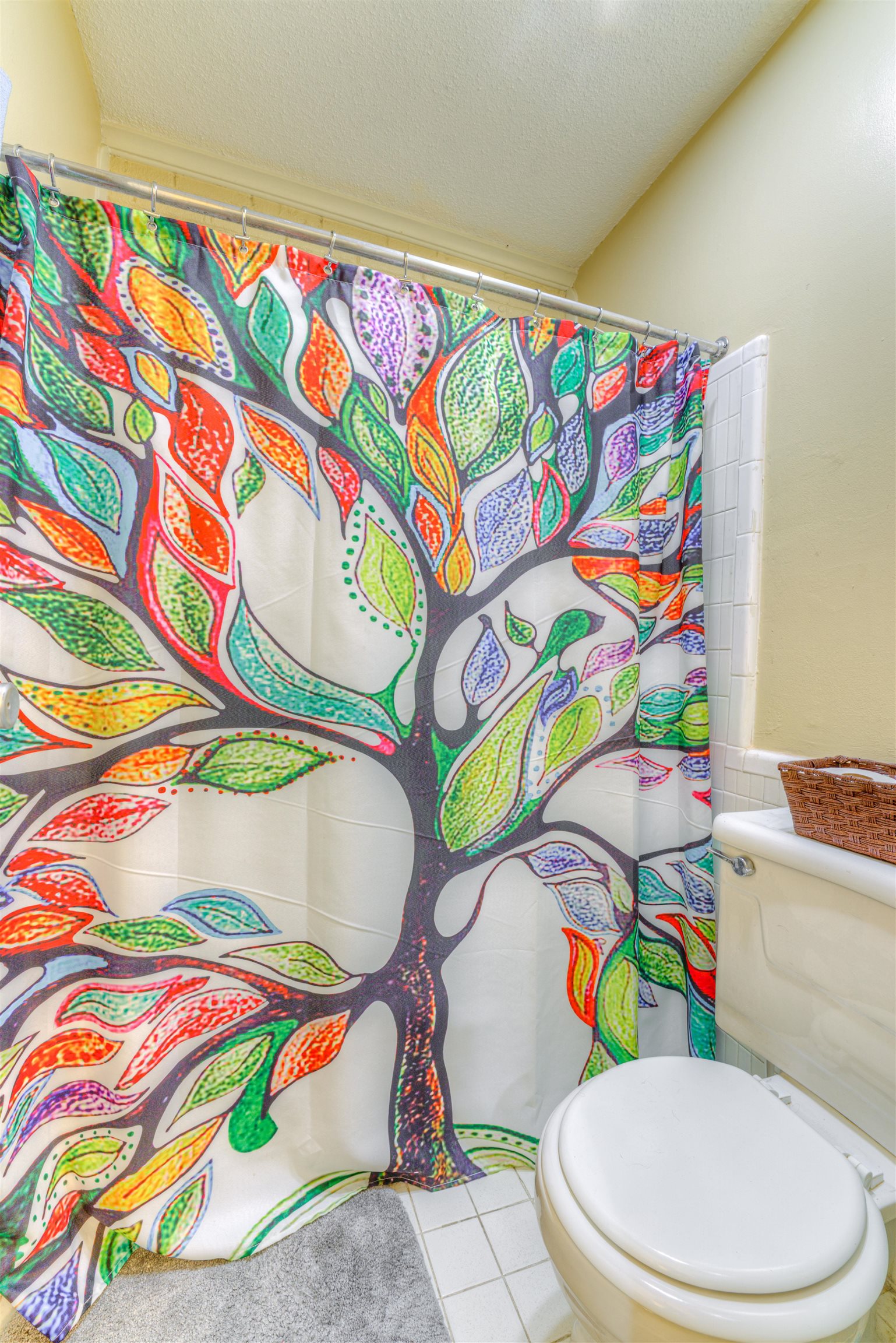 997 June Road Memphis, TN 38119 - Photo 15 of 30 a bathroom with a vanity and a sink