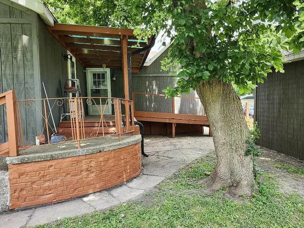 $145,000 | 620 North Jackson Street, Litchfield, IL 62056