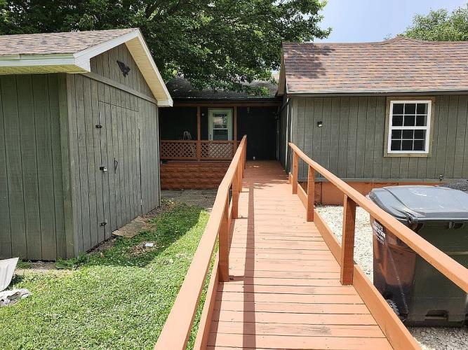 620 North Jackson Street Litchfield, IL 62056 - Photo 4 of 7