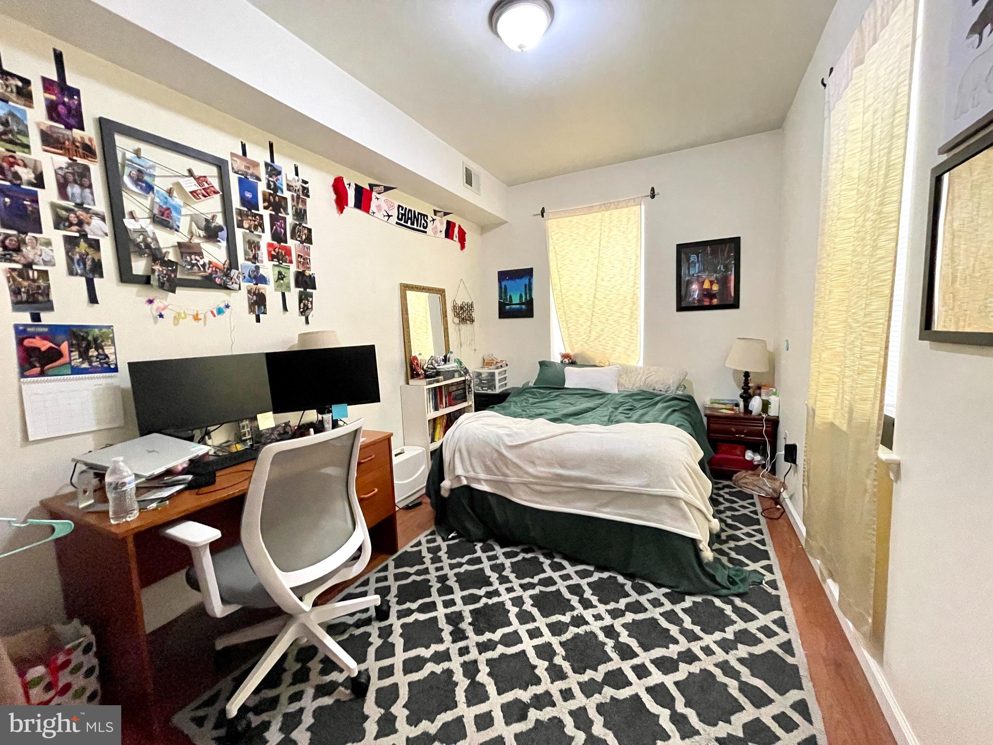 1131 Green Street, Unit 2 Philadelphia, PA 19123 - Photo 11 of 18