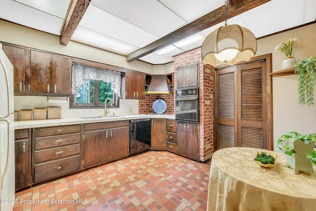 $310,000 | 1515 Marion Street, Dunmore, PA 18509