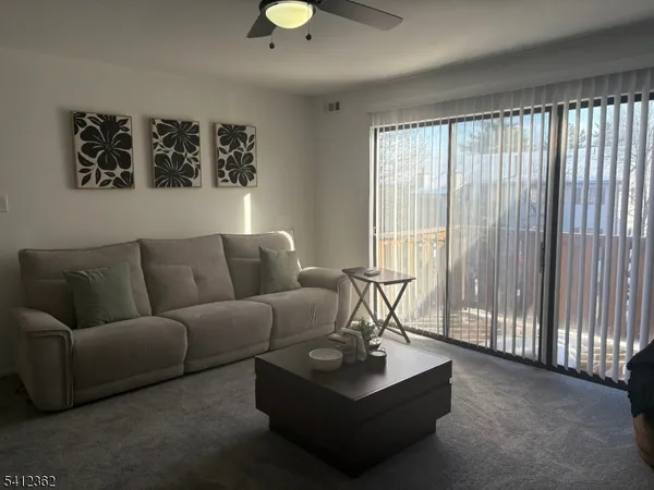 $2,200 | 802 Lindsey Court, Evesham, NJ 08053