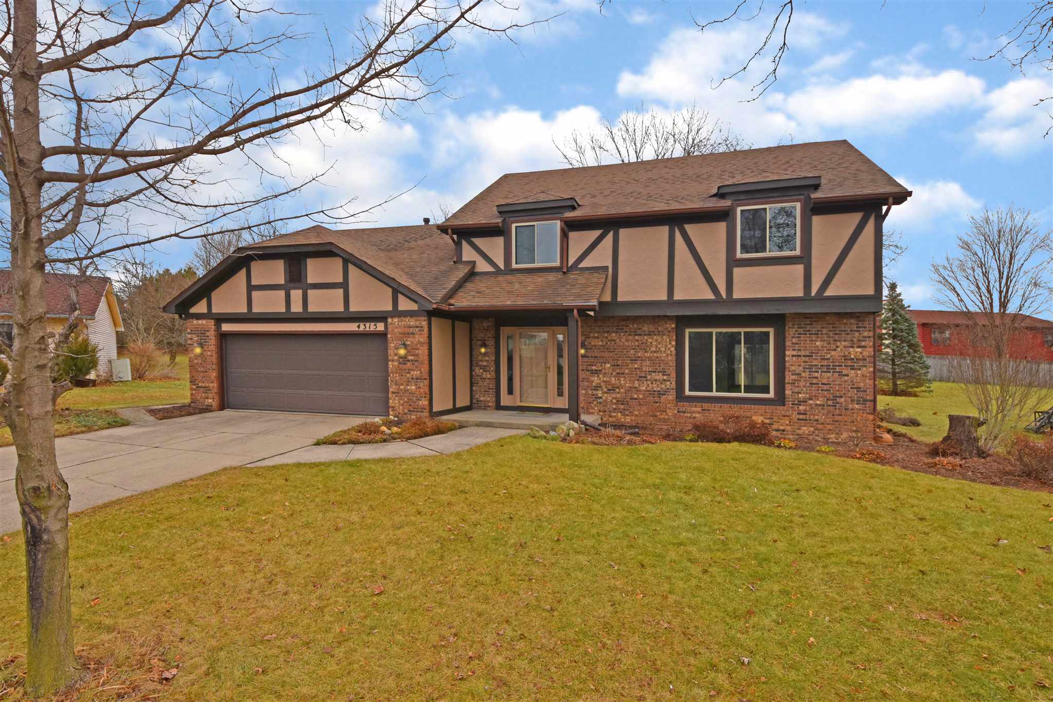 4315 Locust Spring Place Fort Wayne, IN 46804 - Photo 1 of 36 Gallery Image 1
