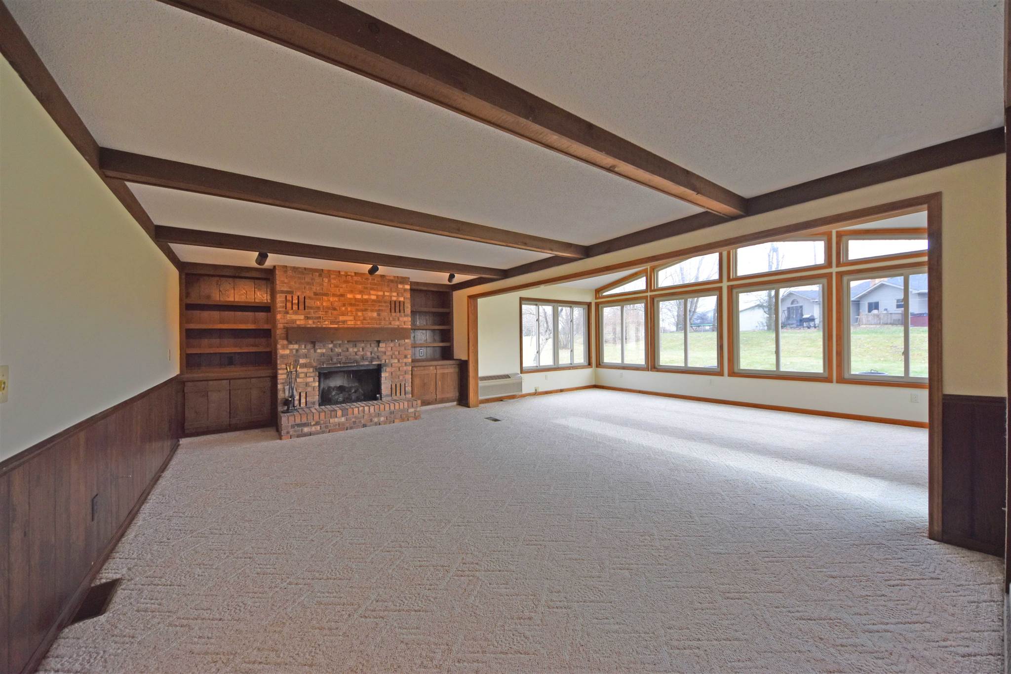4315 Locust Spring Place Fort Wayne, IN 46804 - Photo 2 of 36 Gallery Image 2