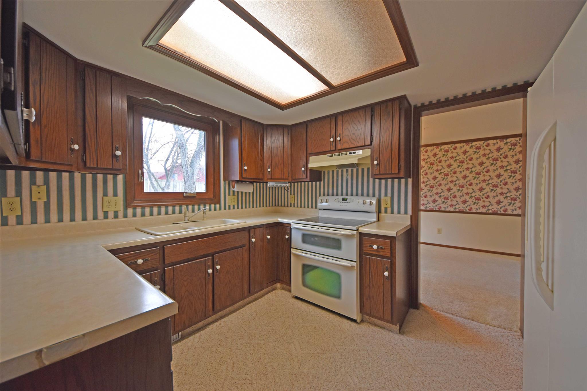 4315 Locust Spring Place Fort Wayne, IN 46804 - Photo 12 of 36 Gallery Image 12
