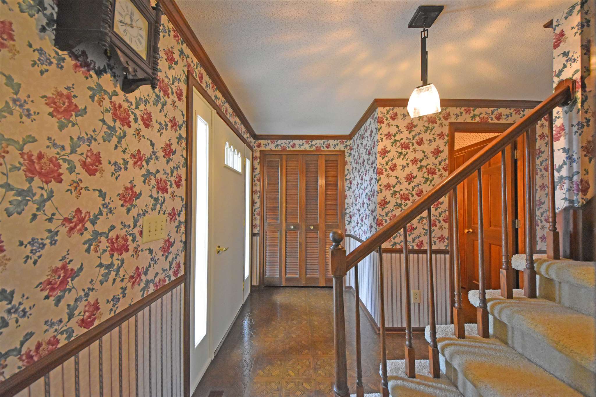 4315 Locust Spring Place Fort Wayne, IN 46804 - Photo 6 of 36 Gallery Image 6