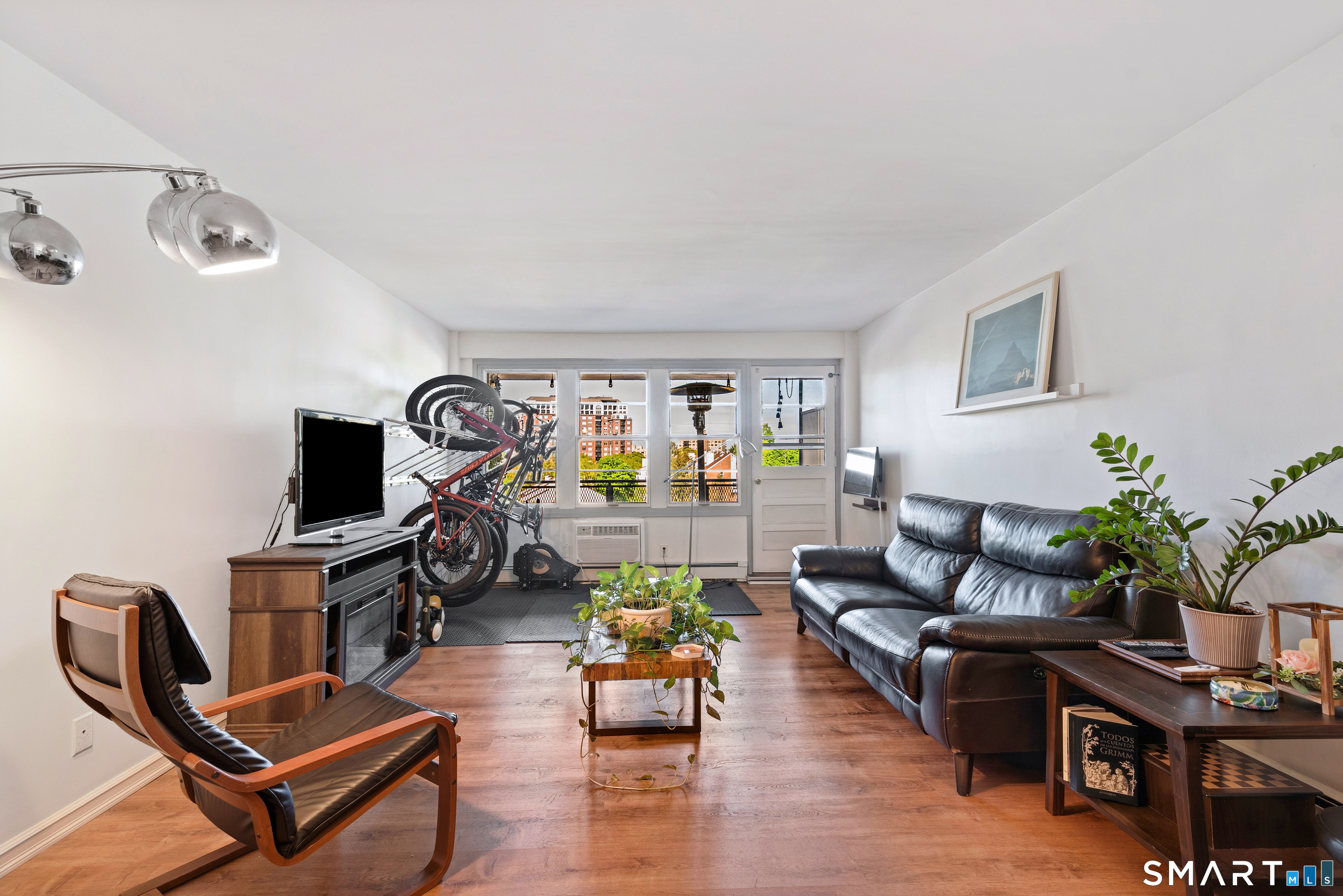 30 Glenbrook Road, Unit 2E Stamford, CT 06902 - Photo 1 of 22