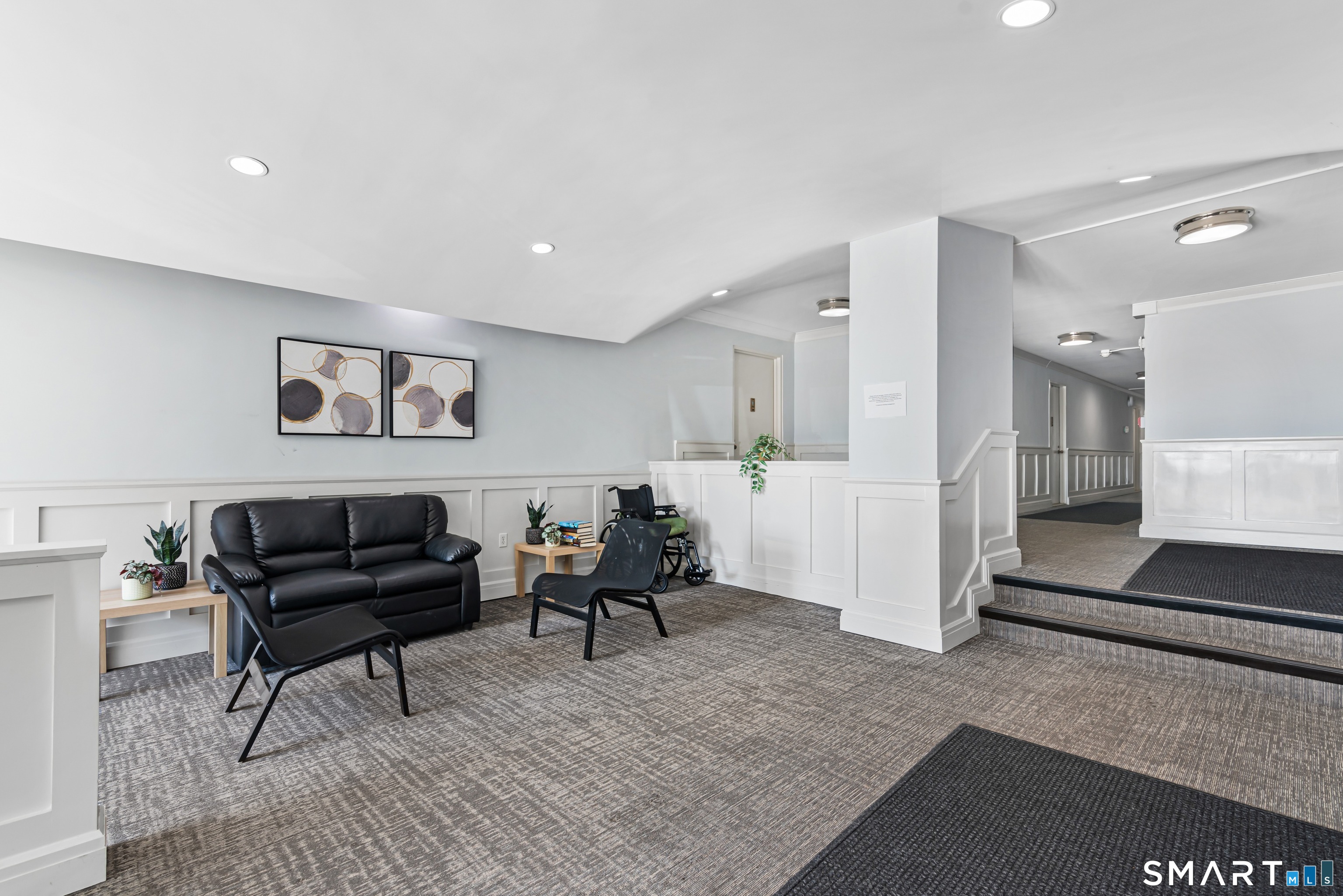 30 Glenbrook Road, Unit 2E Stamford, CT 06902 - Photo 20 of 22