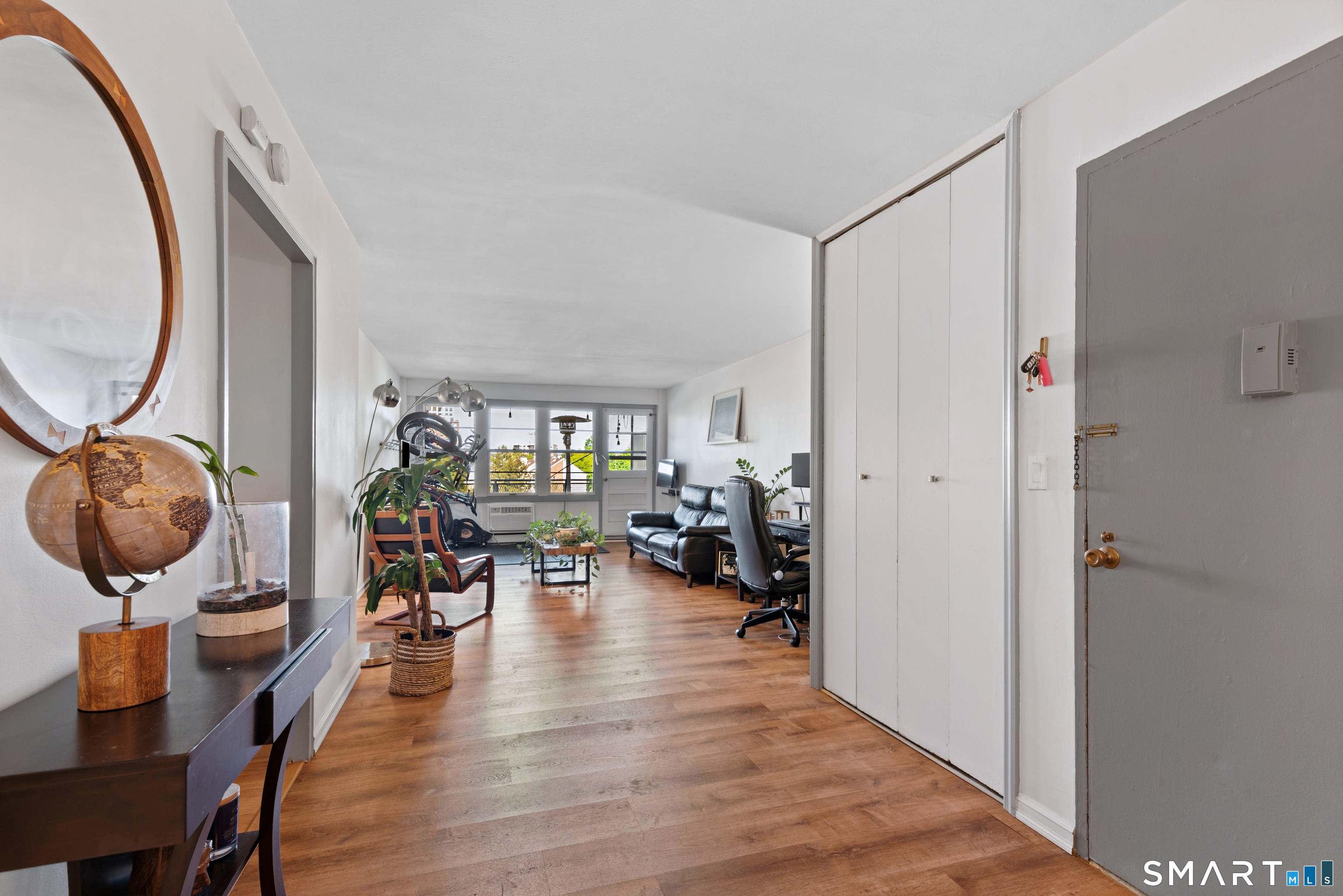 30 Glenbrook Road, Unit 2E Stamford, CT 06902 - Photo 4 of 22