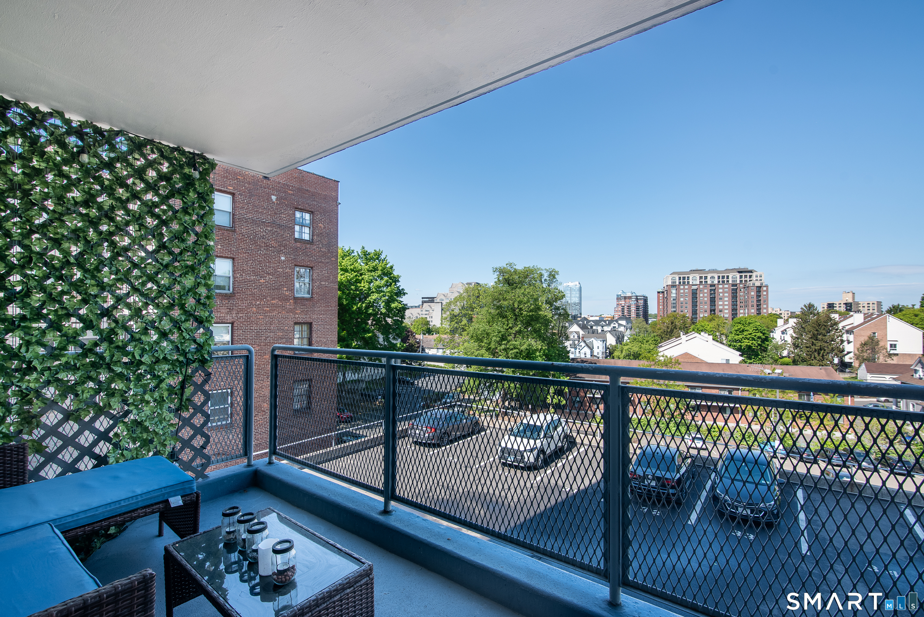 30 Glenbrook Road, Unit 2E Stamford, CT 06902 - Photo 7 of 22