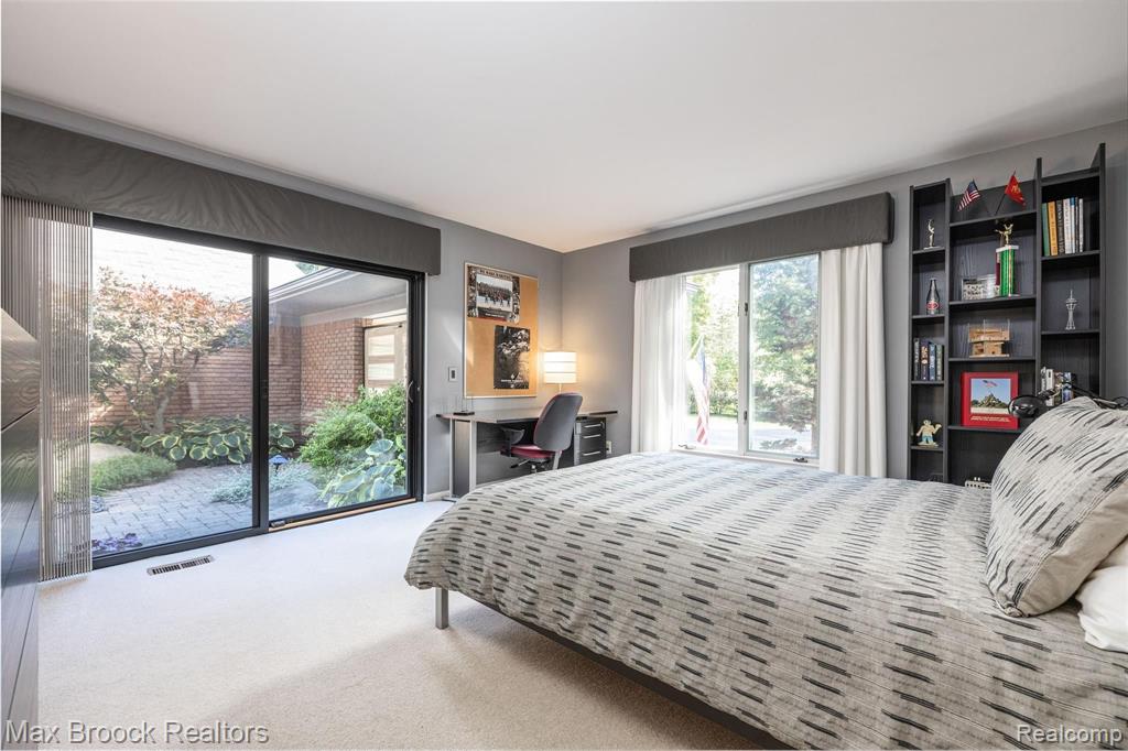 32481 Evergreen Road Beverly Hills, MI 48025 - Photo 42 of 57