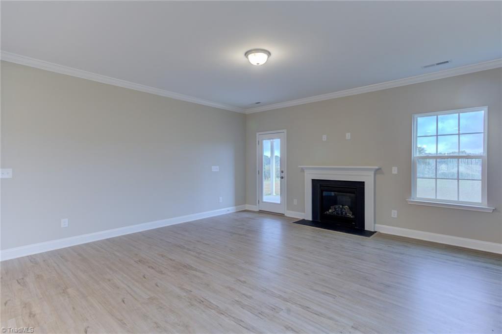 101 Red Maple Way King, NC 27021 - Photo 7 of 37 Gallery Image 7