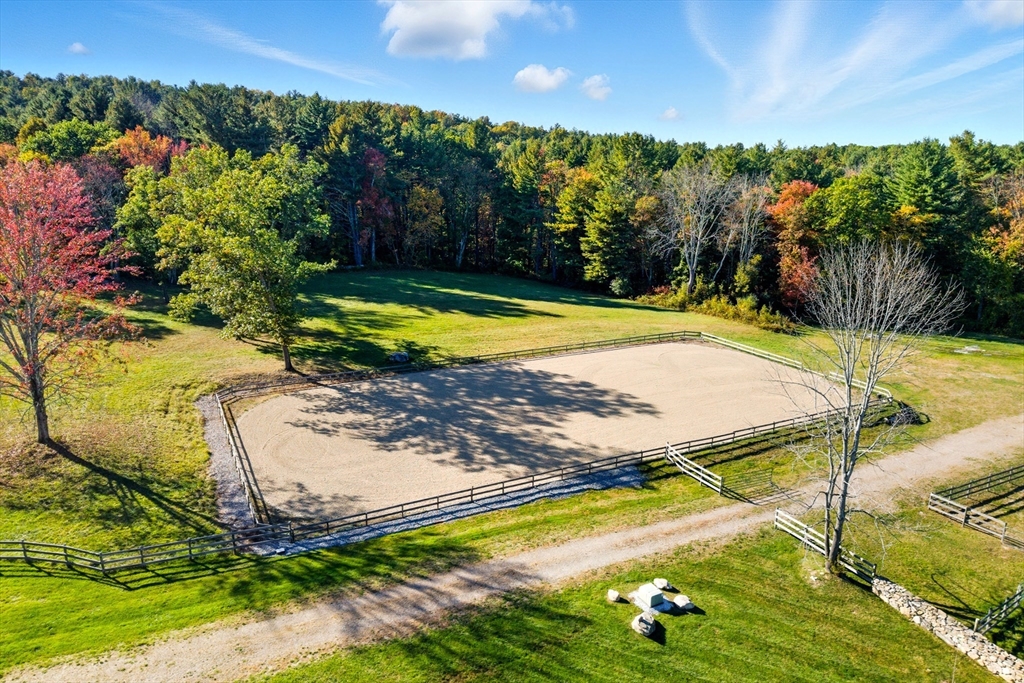 57 French Court Dunstable, MA 01827 - Photo 3 of 42