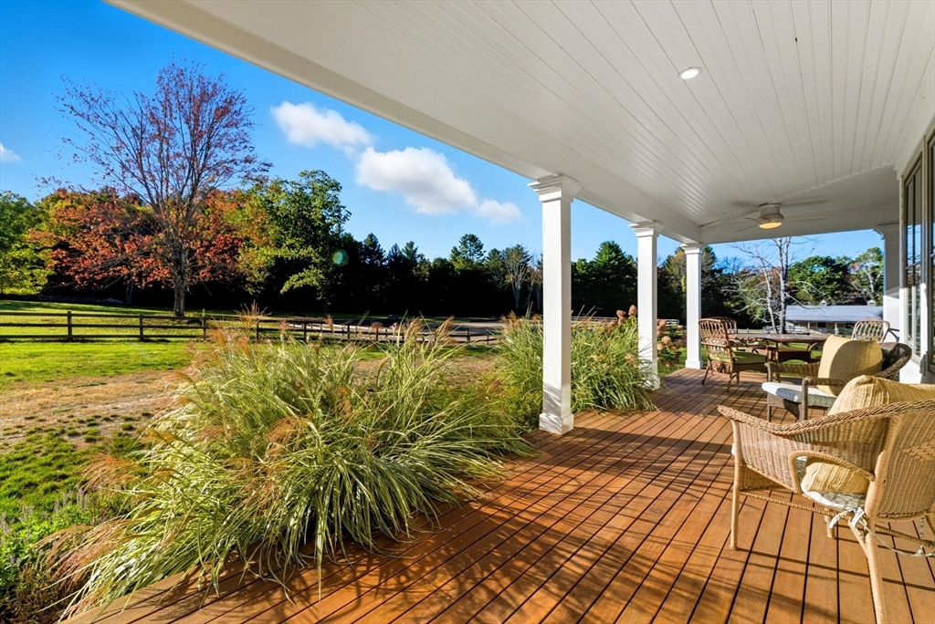 57 French Court Dunstable, MA 01827 - Photo 5 of 42