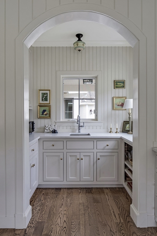 57 French Court Dunstable, MA 01827 - Photo 8 of 42