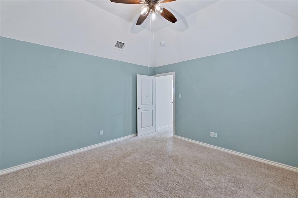 8620 Thistle Ridge Terrace Fort Worth, TX 76123 - Photo 33 of 40