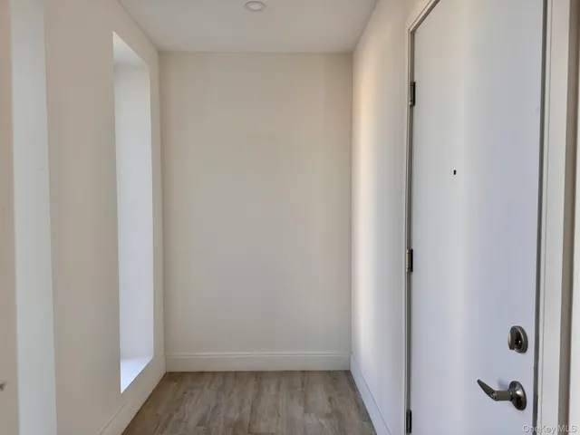 $3,895 | 362 West Merrick Road, Unit 202, Valley Stream, NY 11580