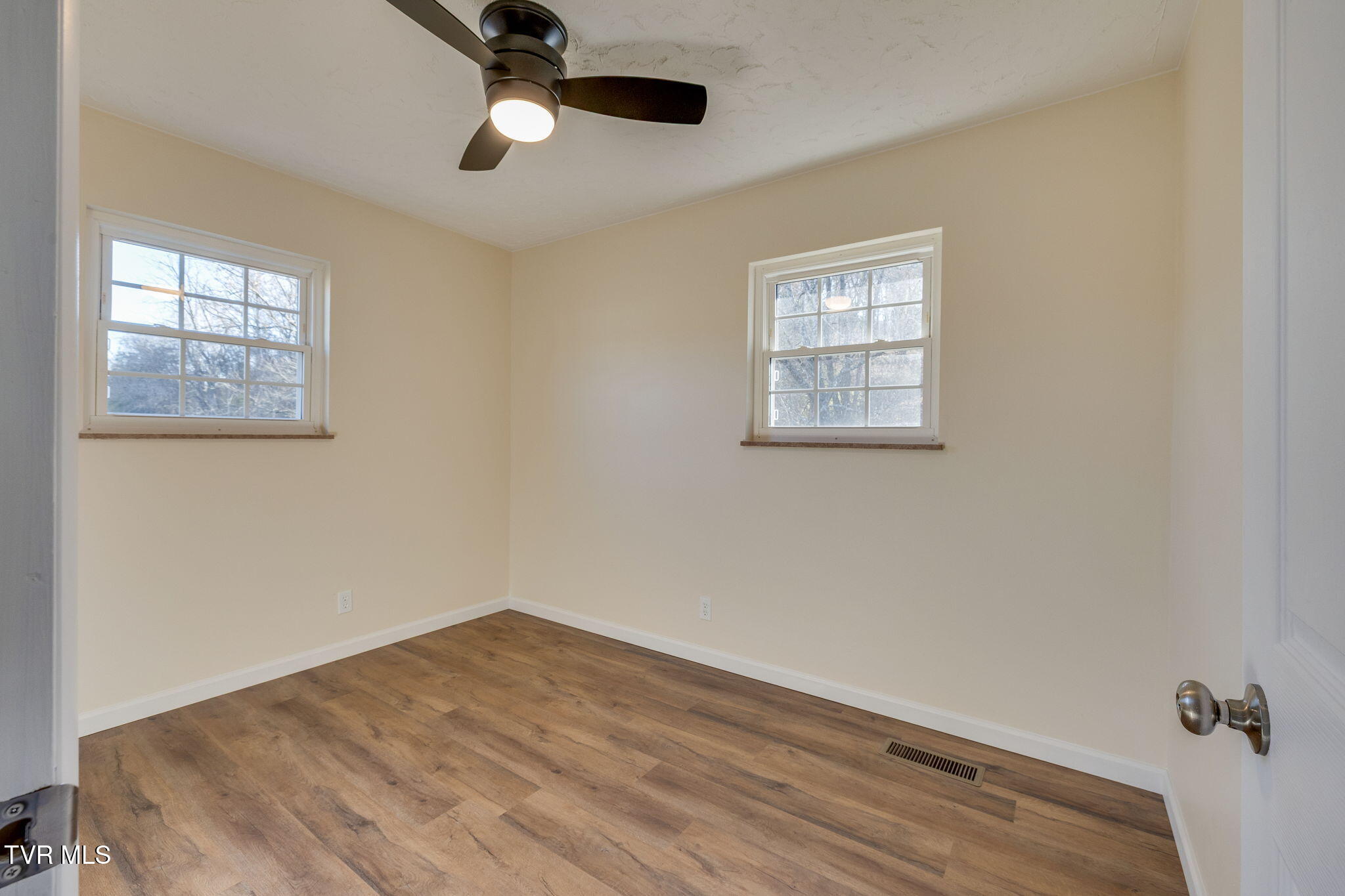 365 Lakeway Road Morristown, TN 37814 - Photo 24 of 33 021