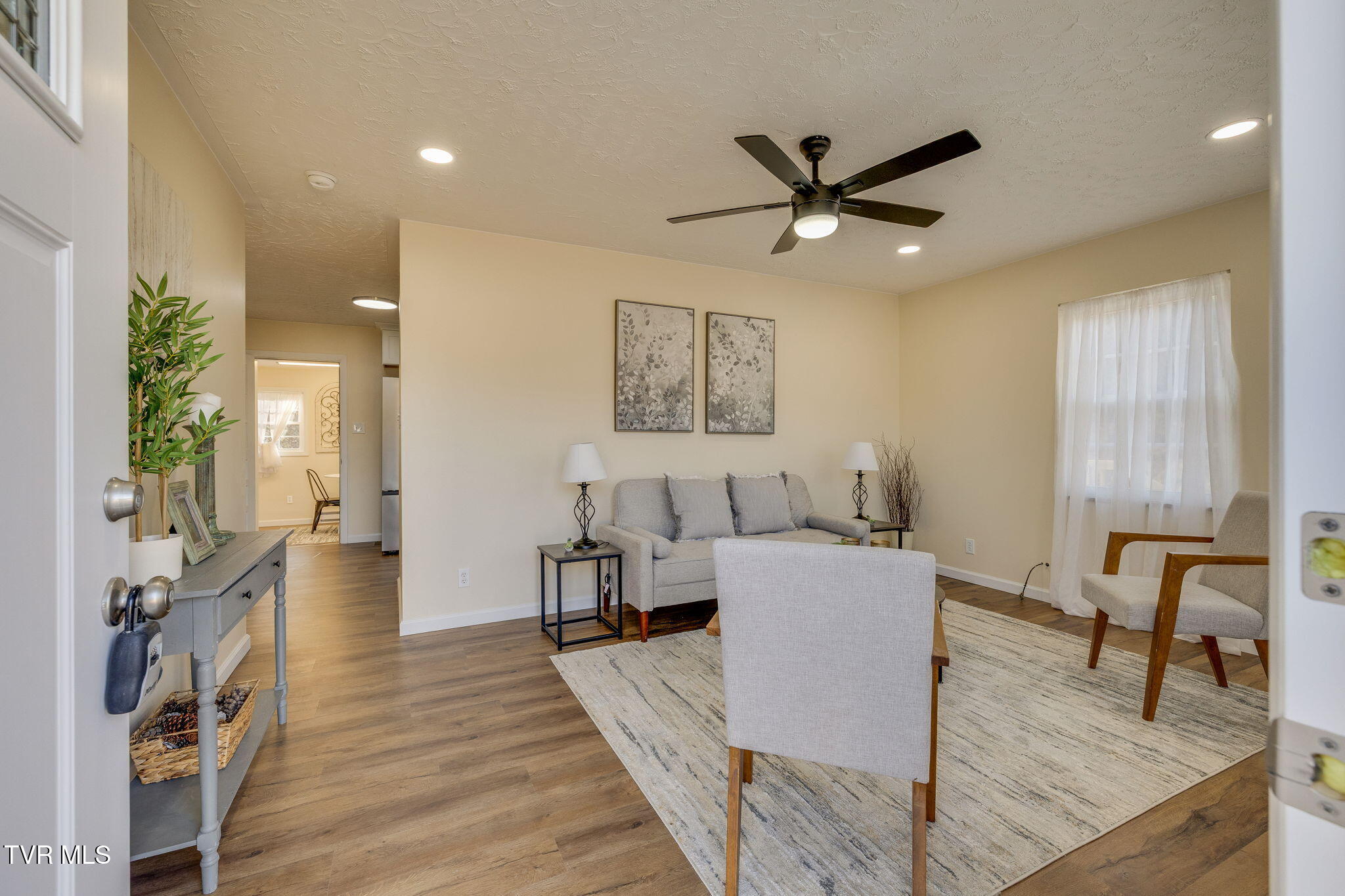 365 Lakeway Road Morristown, TN 37814 - Photo 8 of 33 005