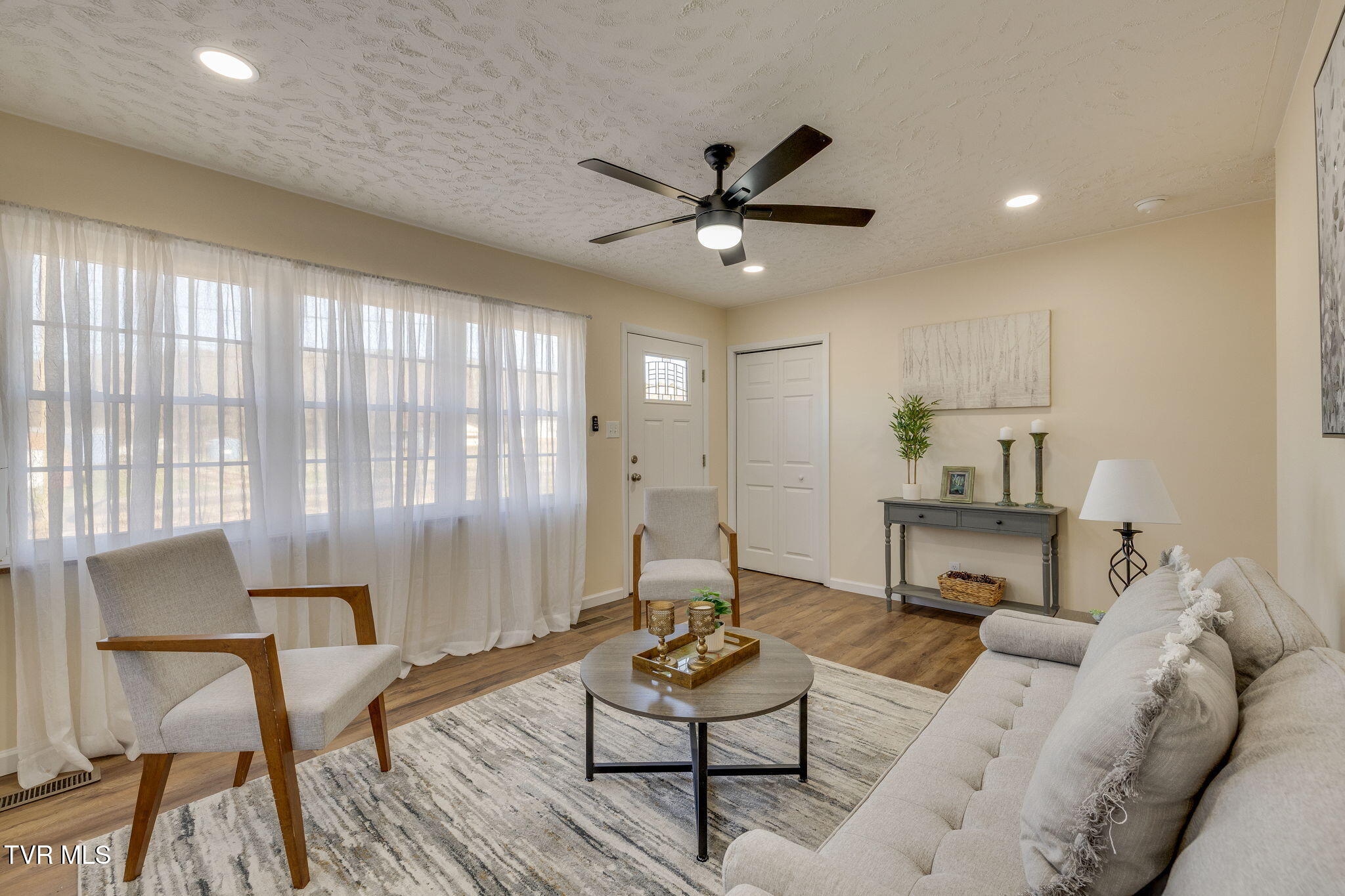 365 Lakeway Road Morristown, TN 37814 - Photo 10 of 33 007