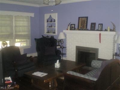 1251 Quilliams Road Cleveland Heights, OH 44121 - Photo 3 of 10 Living Room with Fire Place.