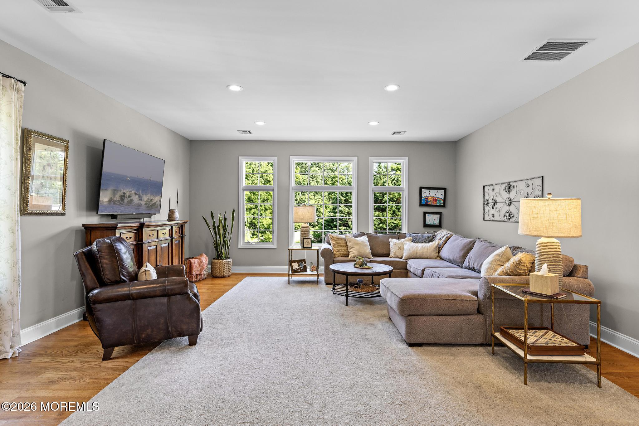 170 Burlington Path Road Cream Ridge, NJ 08514 - Photo 33 of 79 170 Burlington Path Rd (29)