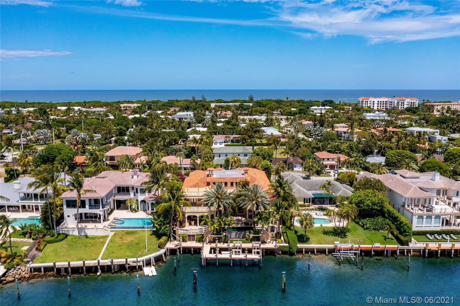 299 Northeast Spanish Trail Boca Raton, FL 33432 - Photo 7 of 66 Gallery Image 7