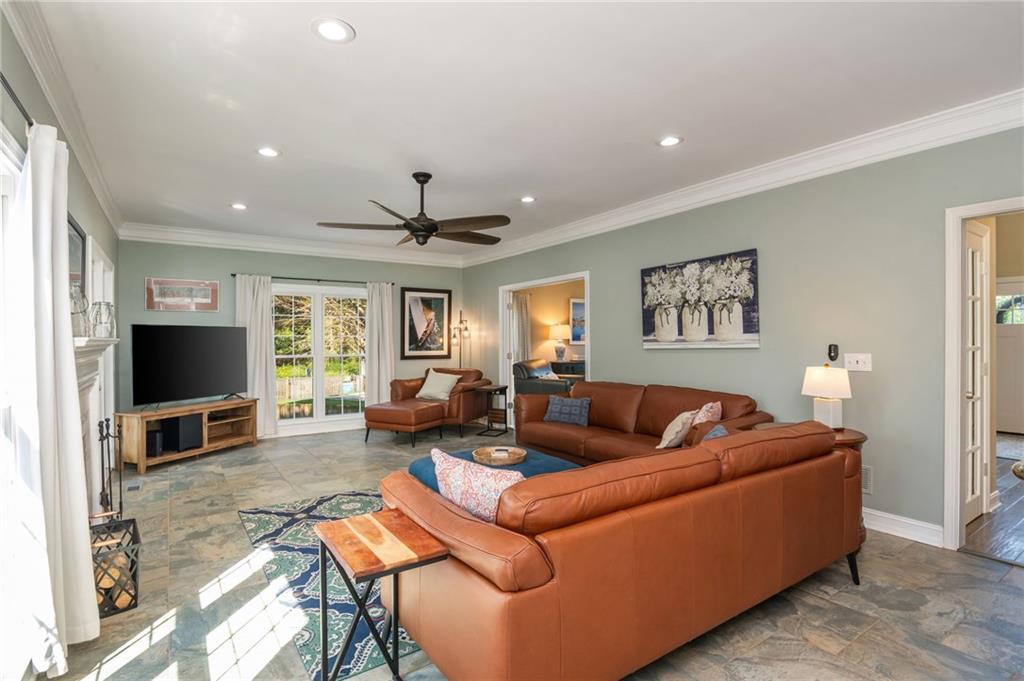 565 Trotters Ridge Roswell, GA 30075 - Photo 24 of 77 Gallery Image 24
