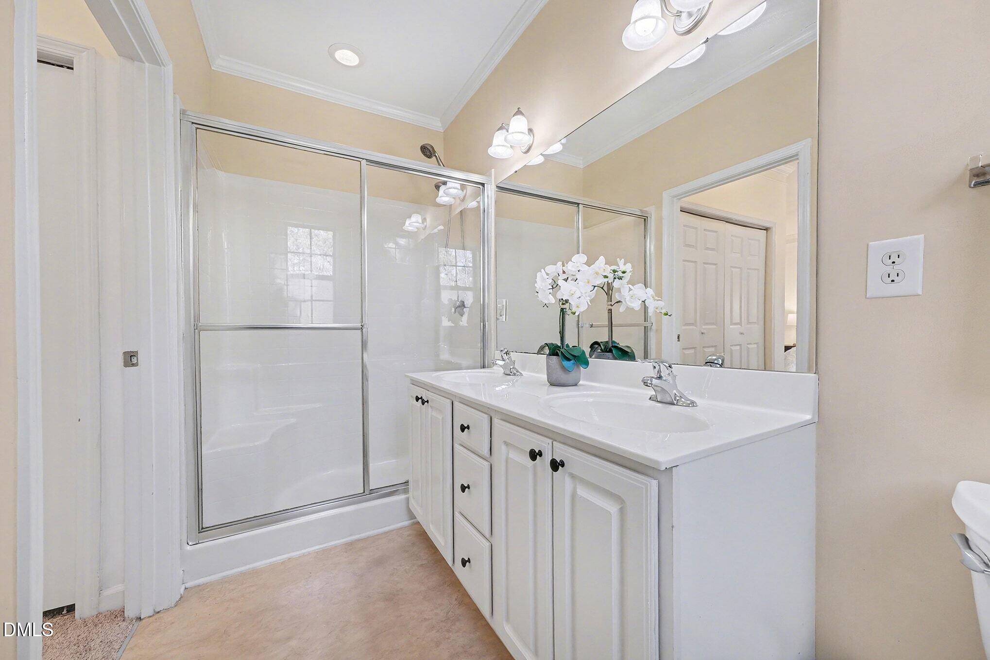 2711 Andover Glen Road Raleigh, NC 27604 - Photo 10 of 36 022_file_4851