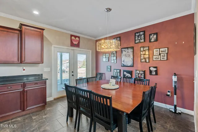 $849,900 | 8477 East Andrew Johnson Highway, Chuckey, TN 37641