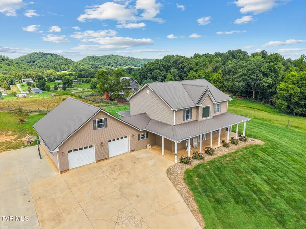 $842,400 | 8477 East Andrew Johnson Highway, Chuckey, TN 37641