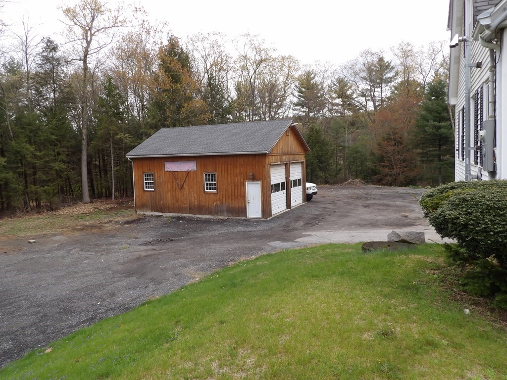 70 Southbridge Road Dudley, MA 01571 - Photo 9 of 21 Gallery Image 9