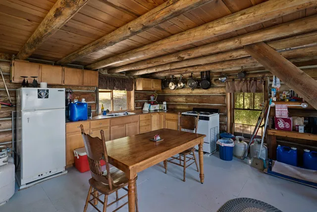 $369,000 | 41-xx Bissell Road, Hunters, WA 99137