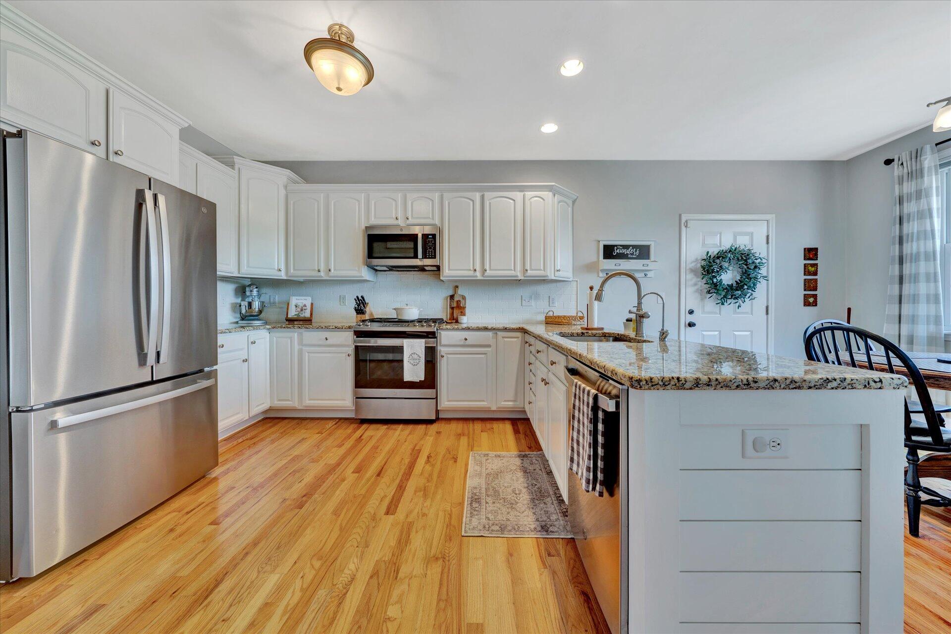 4541 Country Club Road Troutville, VA 24175 - Photo 11 of 51 11-DSC00025