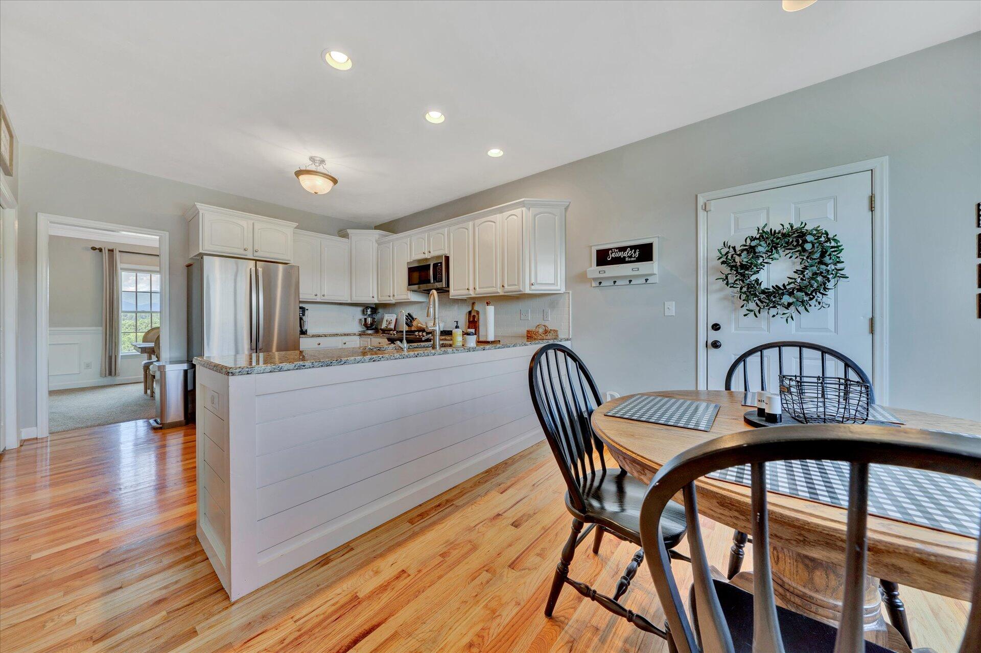 4541 Country Club Road Troutville, VA 24175 - Photo 17 of 51 17-DSC00043