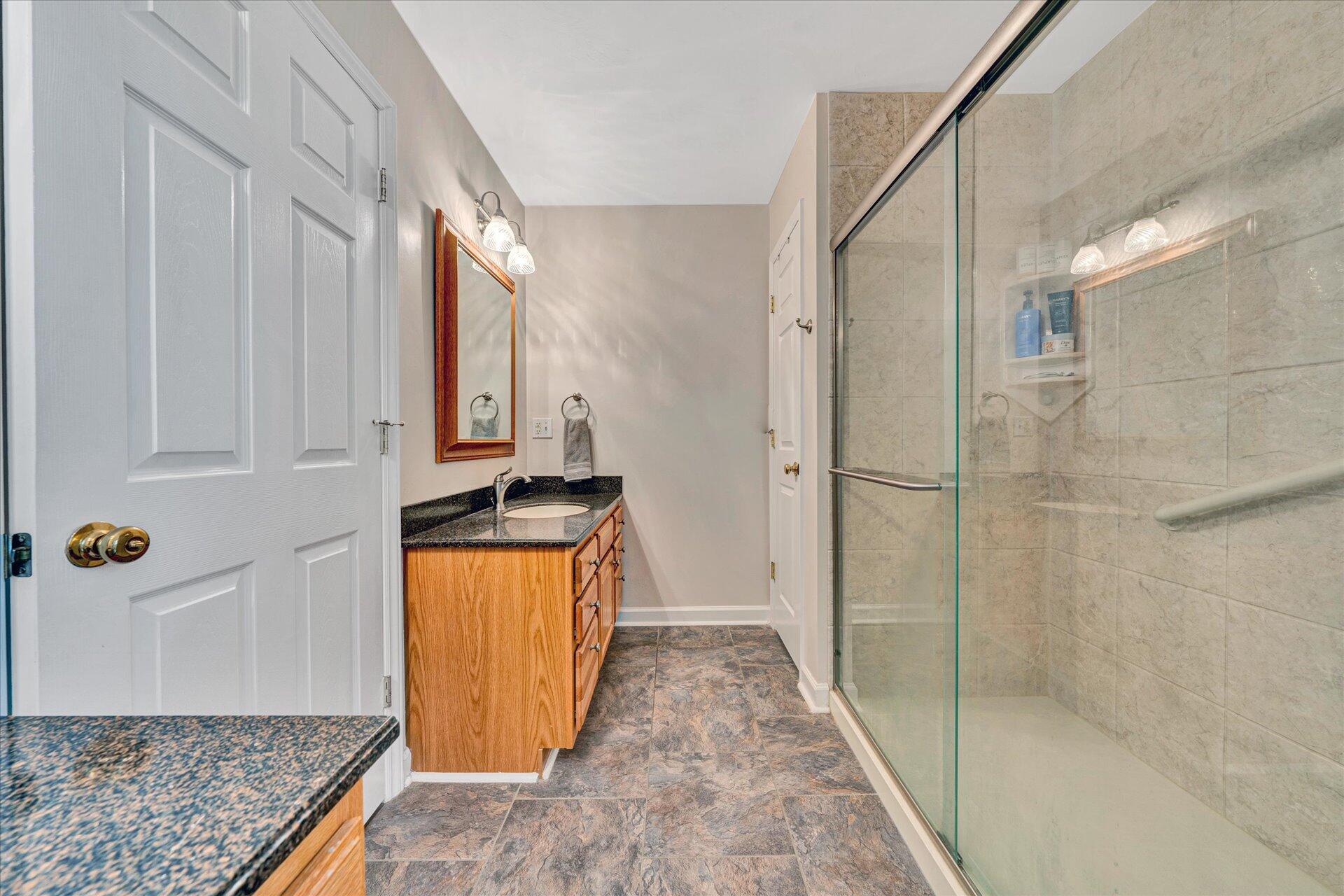 4541 Country Club Road Troutville, VA 24175 - Photo 29 of 51 29-DSC00079