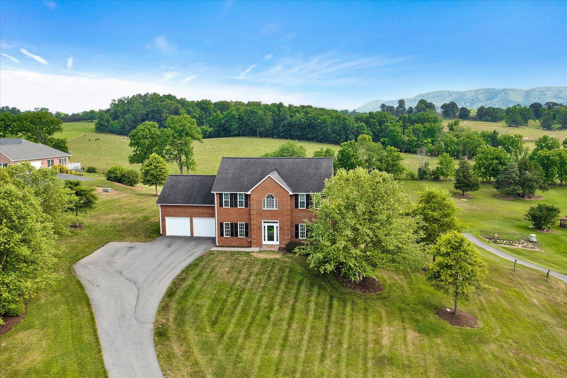 4541 Country Club Road Troutville, VA 24175 - Photo 41 of 51 41-DJI_0041