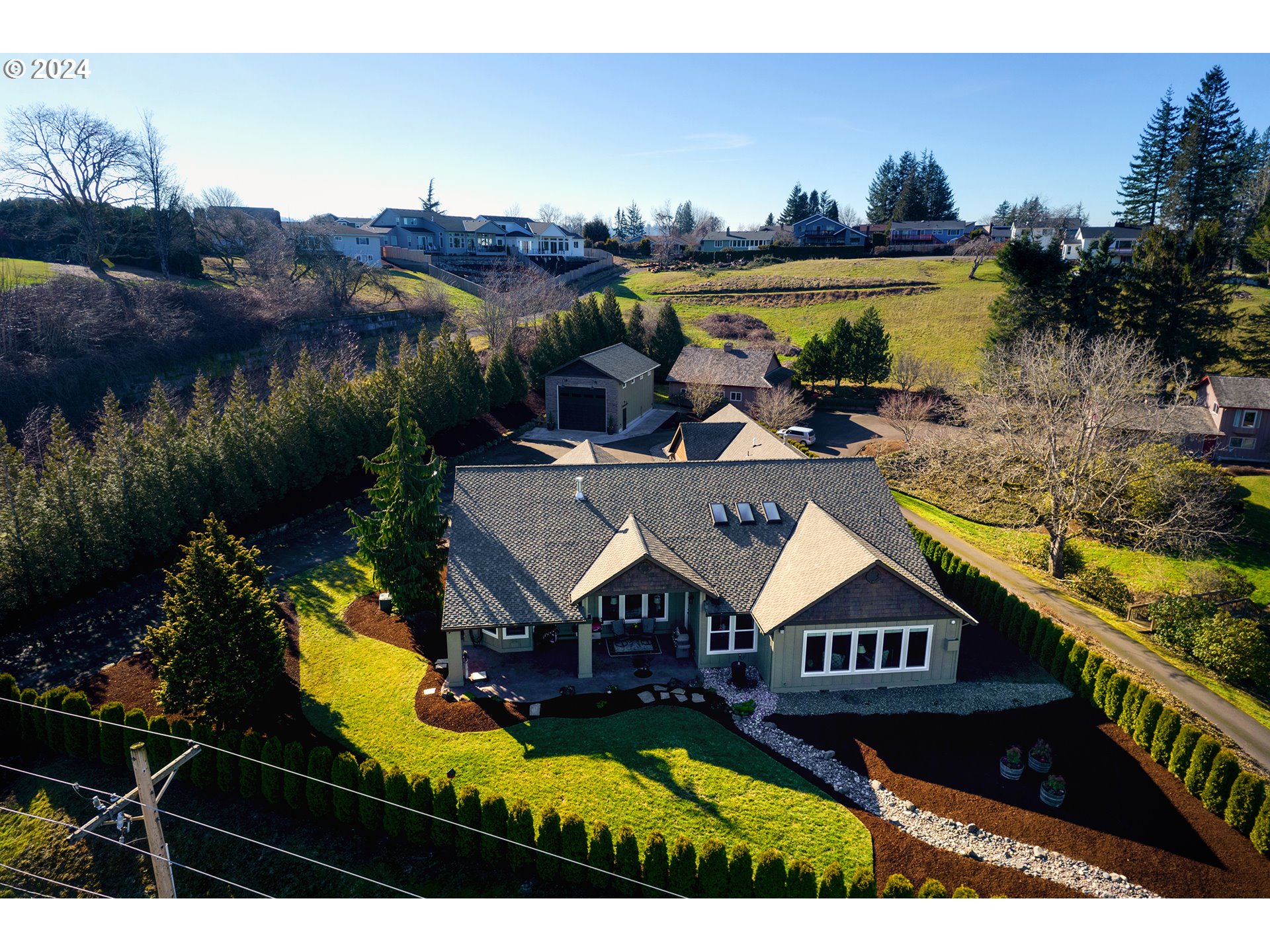 471 Northeast Williams Road Gresham, OR 97030 - Photo 4 of 48 Gallery Image 4
